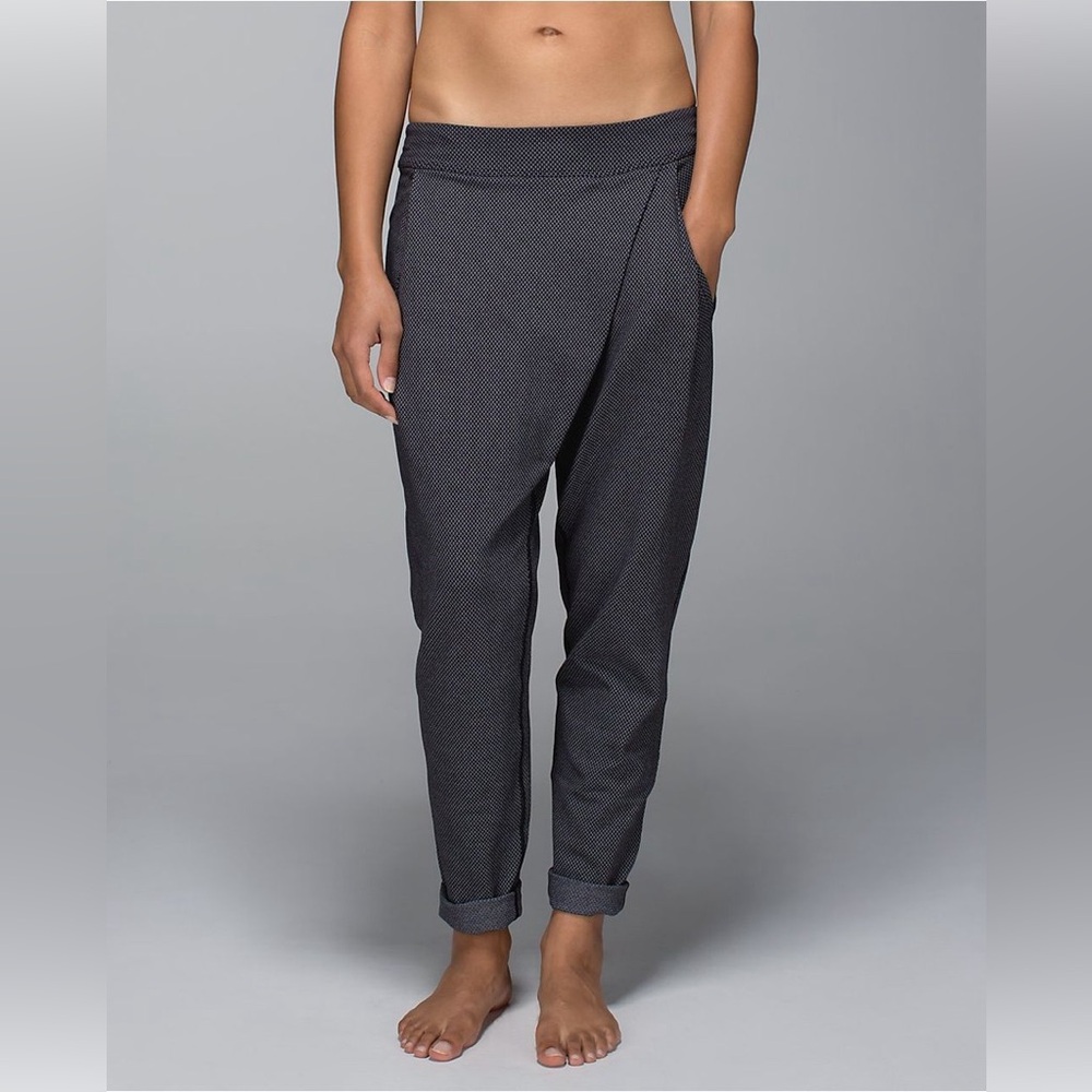 Lululemon Yogini Trouser Pant - Picture 2 of 12